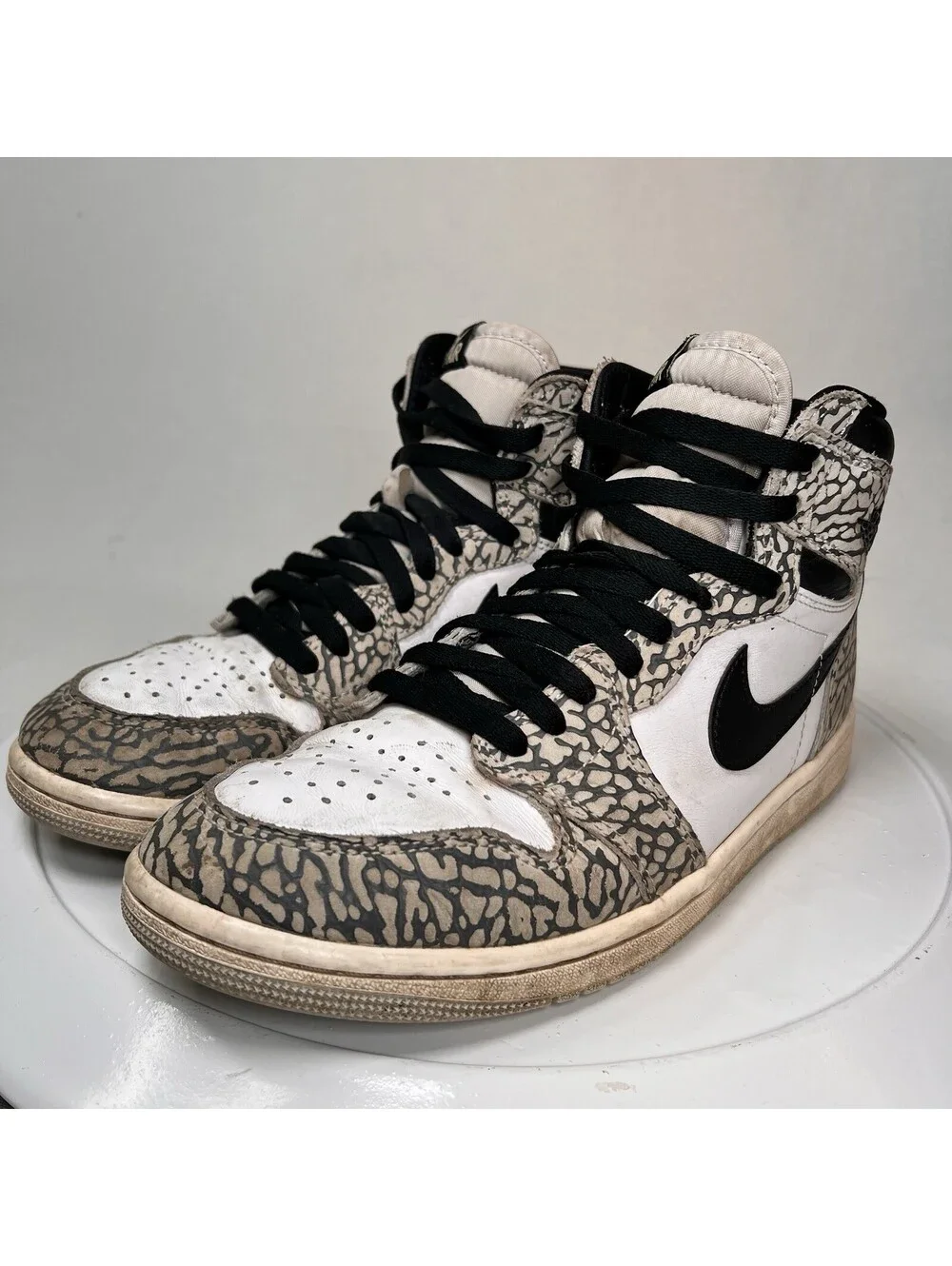 Air Jordan 1 Retro High OG White Cement Men’s Size 8.5 - Pre-Owned